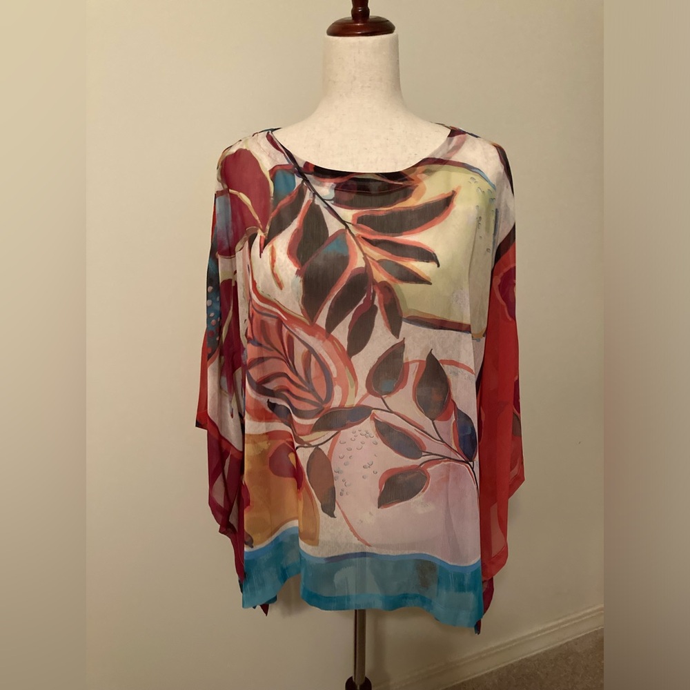 NWOT Chico’s Women’s Floral Design Poncho with Sleeve holes Size S/M